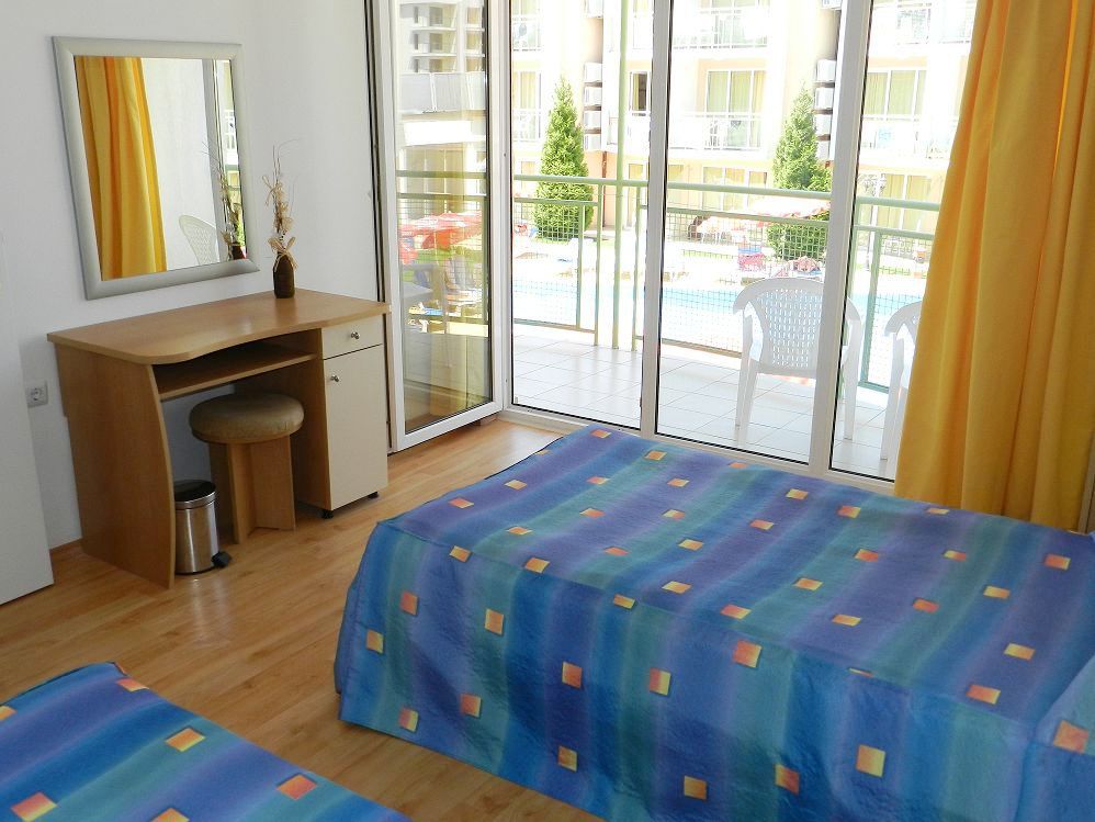 Sun City Hotel Sunny Beach Buitenkant foto