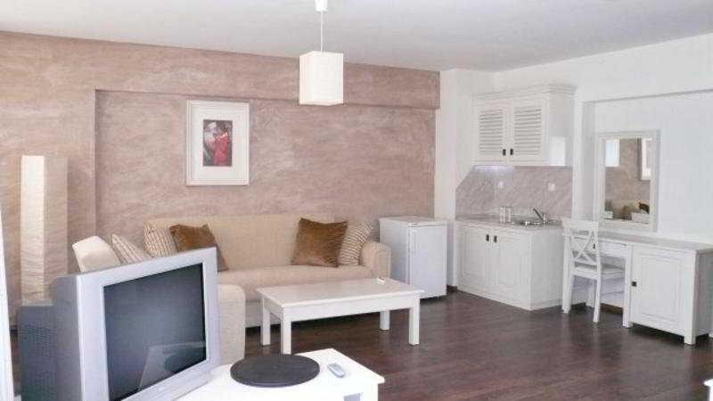 Sun City Hotel Sunny Beach Buitenkant foto